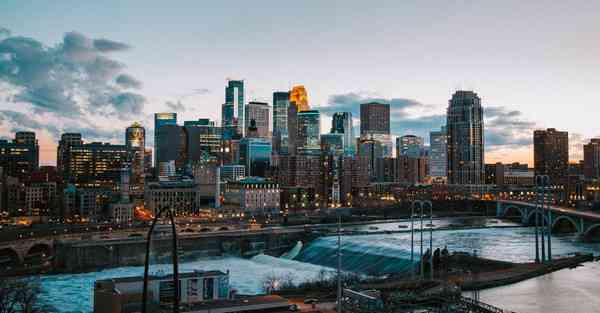 景区形象宣传片制作团队