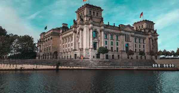 拍摄宣传片费用明细