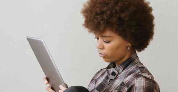 城市宣传片标题_城市宣传画册