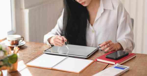 生日快乐宣传片制作_生日快乐宣传海报图片